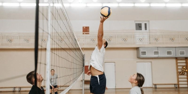 Cách giao bóng chuyền hiệu quả