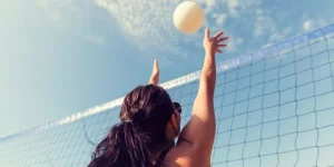 So sánh các hãng bóng chuyền nổi tiếng