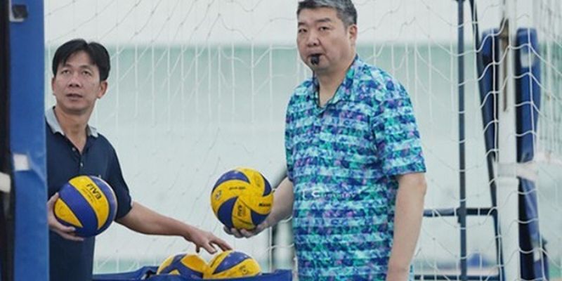 Huấn luyện viên bóng chuyền Trung Quốc